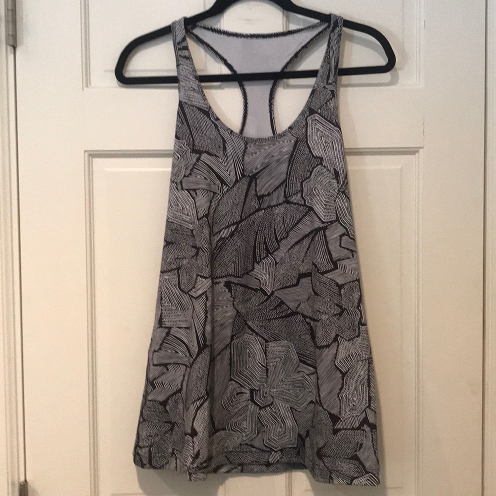 Lululemon tank top